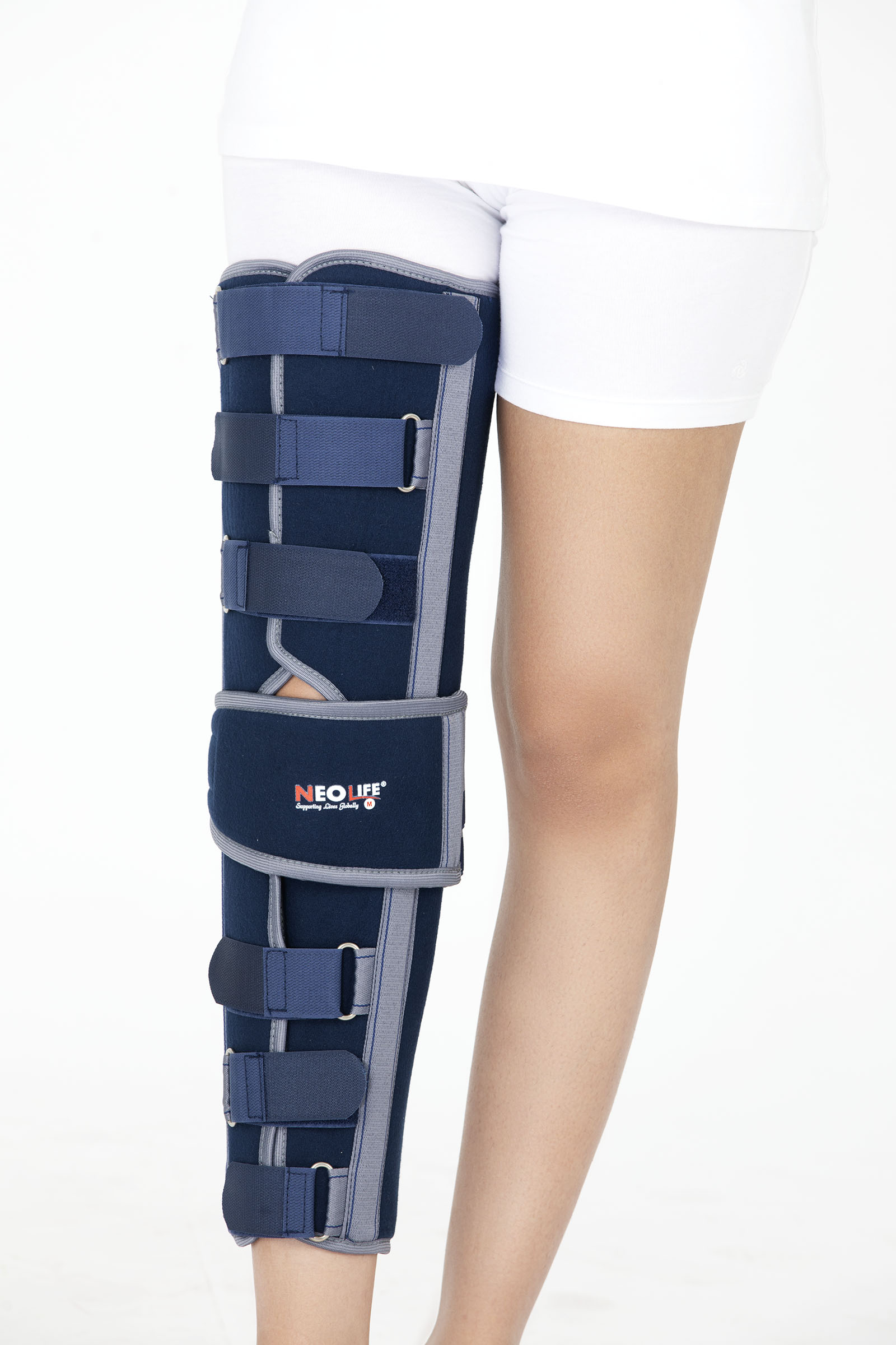Knee-Immobiliser-22-KS-1-3.jpg Knee Immobiliser 22inch - Image 1